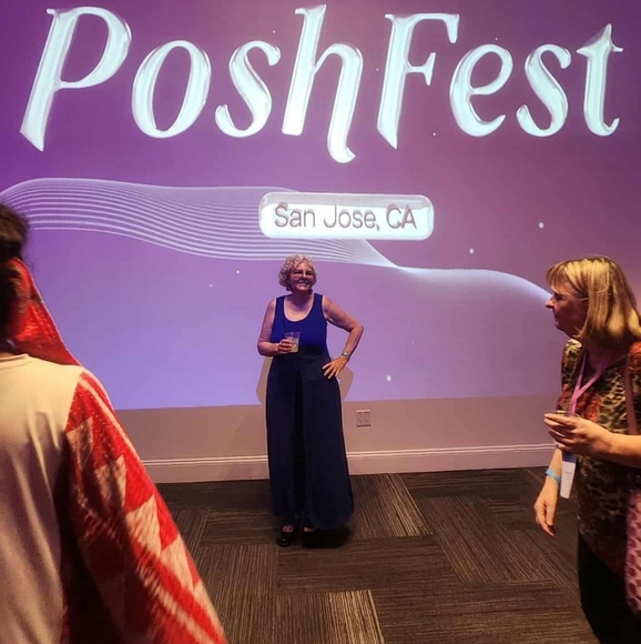 Meet your Posher, Leslie - Picture 2 of 6